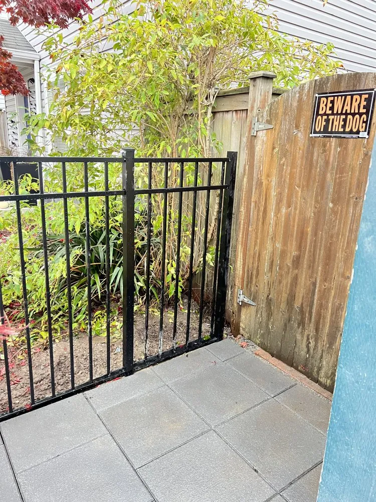 Trusted yard cleanup service in Seattle, WA - Van's Landscape