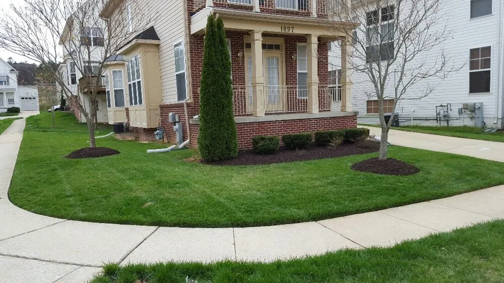 Custom residential landscaping in Glen Burnie, MD by Van's Lawn Care