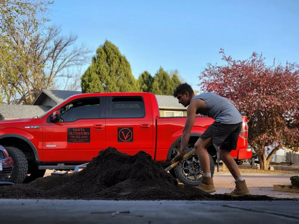 Expert lawn mowing service in Colorado Springs, CO - Vanta Outdoors