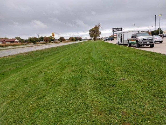 Reliable landscaping services for beautiful yards across Monmouth, IL - Vanvleets Clean Cut Lawn Care