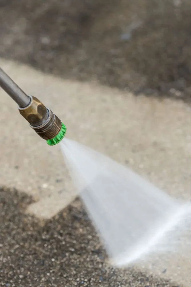 Local landscaping services experts serving Hyattsville, MD - Vaquiz Landscaping and Tree Service