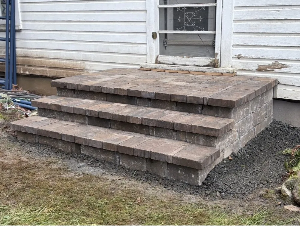 Expert lawn care service with custom design in Bend, OR by Vargas Hardscape Design