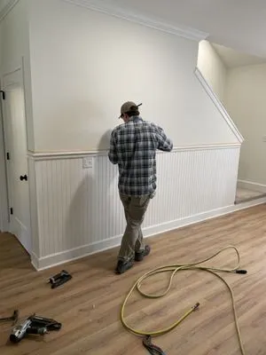 Vargas Home Improvement Logo