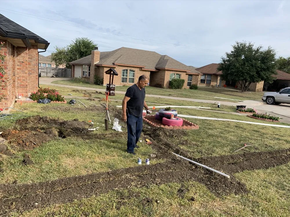 Professional garden landscaping in Dallas, TX - Vargas Landscape and Sprinklers