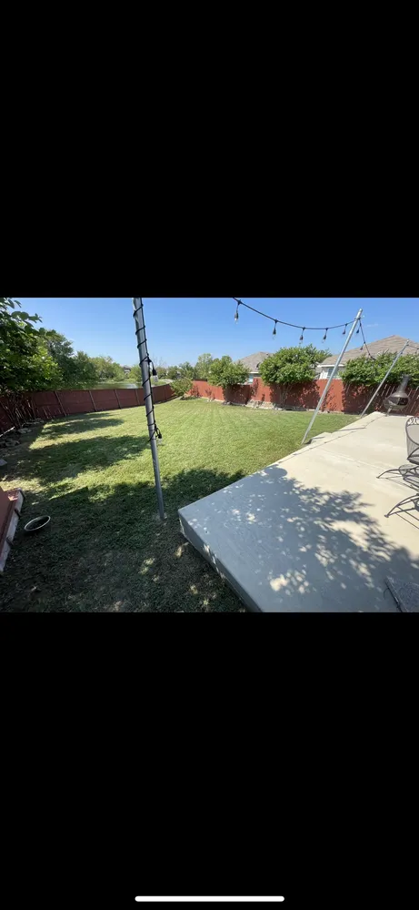 Expert yard cleanup service experts serving Dallas, TX - Vargas Landscaping & Construction