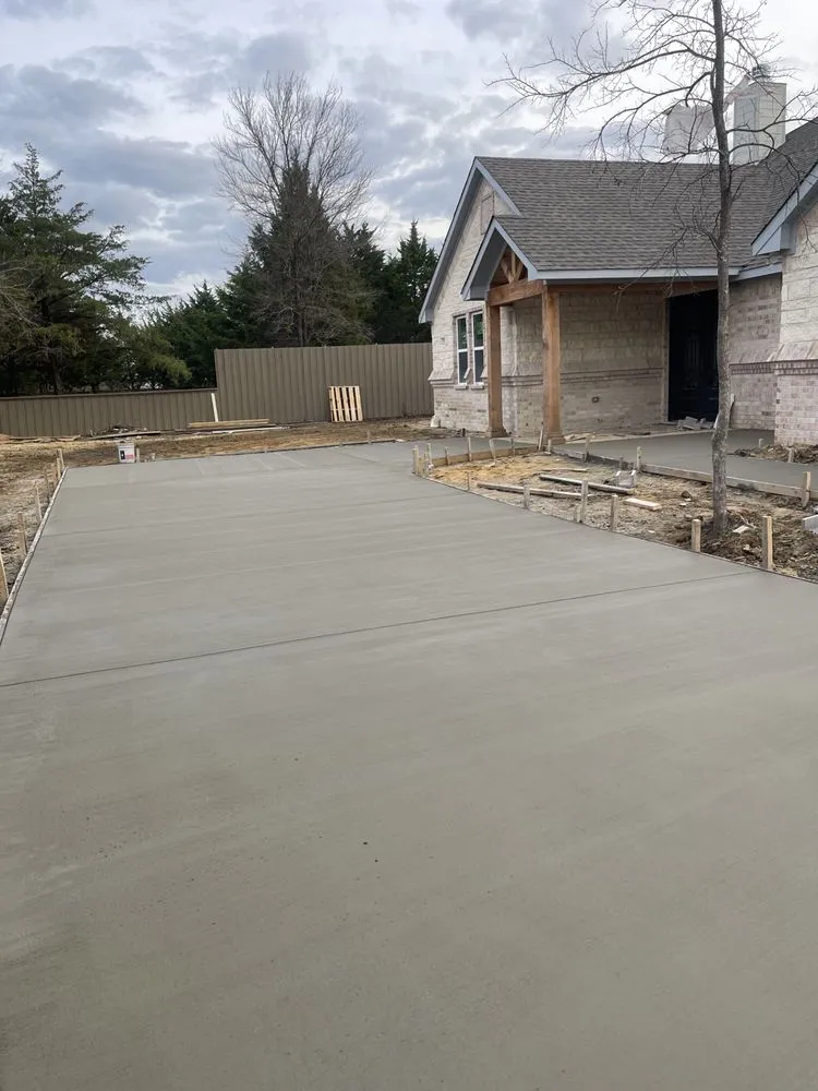 Top-rated residential landscaping experts serving Dallas, TX - Vargas Landscaping & Construction