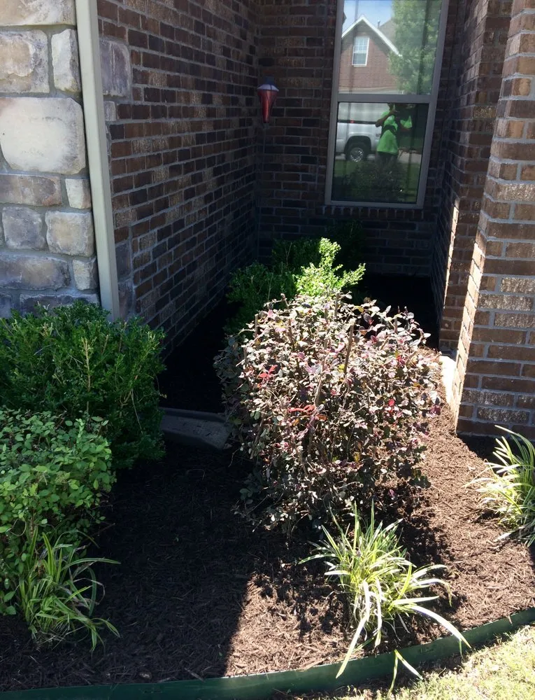 Expert lawn mowing service in Springdale, AR - Vargas Landscaping