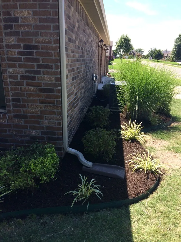 Affordable residential landscaping in Springdale, AR by Vargas Landscaping