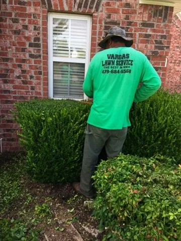 Custom residential landscaping in Springdale, AR by Vargas Landscaping