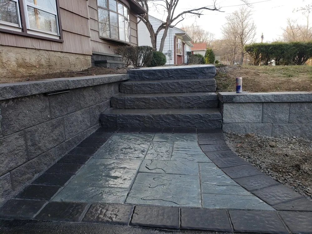 Local yard maintenance in Poughkeepsie, NY by Vargas Outdoor Comfort