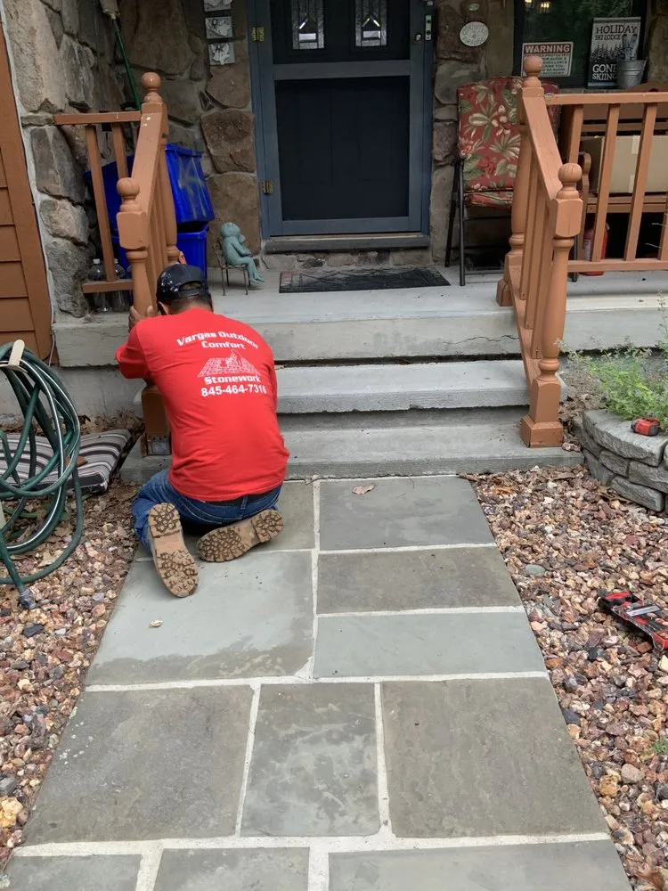 Affordable yard maintenance experts serving Poughkeepsie, NY - Vargas Outdoor Comfort