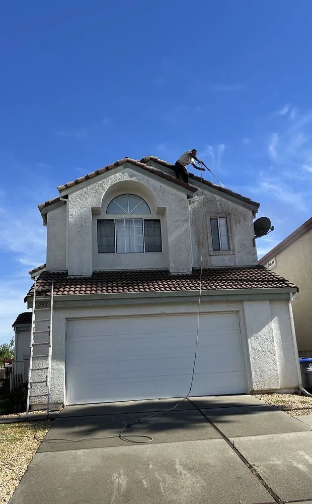 Reliable lawn mowing service near you in Fairfield, CA by Vargas Ponce Landscaping