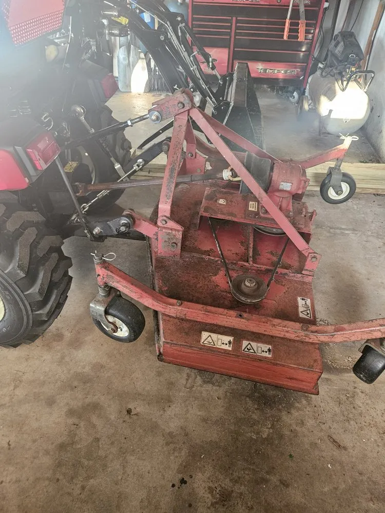 Professional lawn care service for residential properties in Shoemakersville, PA by Varners Tree & Lawn Care