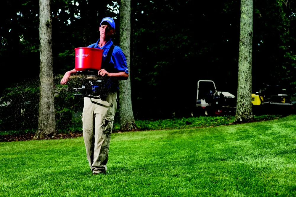 Trusted yard maintenance in Roanoke, VA - Varsity Landscaping & Grounds
