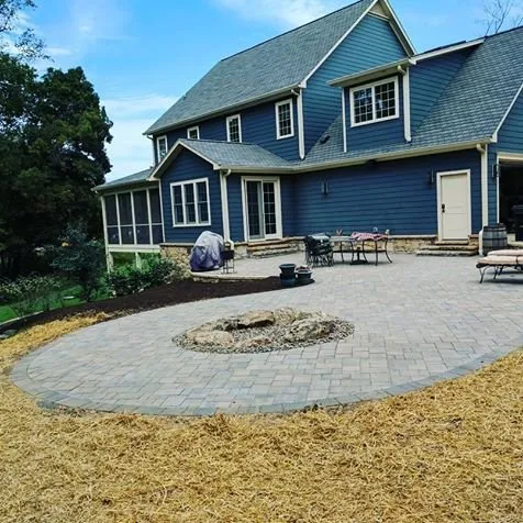 Reliable garden landscaping experts serving Roanoke, VA - Varsity Landscaping & Grounds