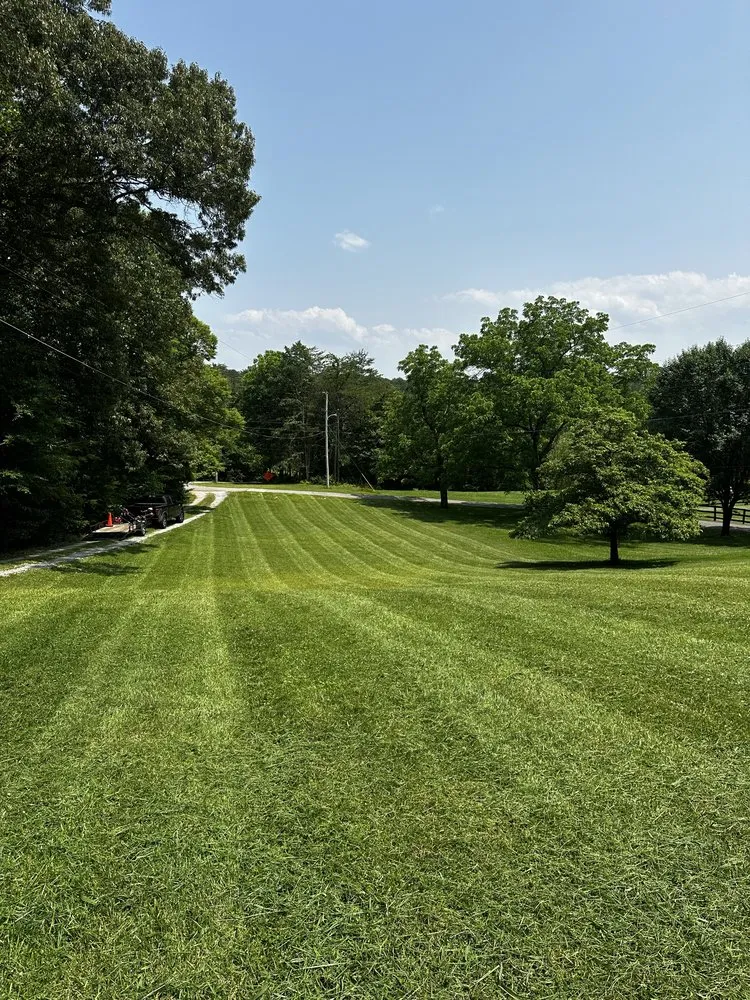 Trusted outdoor landscaping for outdoor upgrades across Kimberlin Heights, TN - Varsity Lawn Care