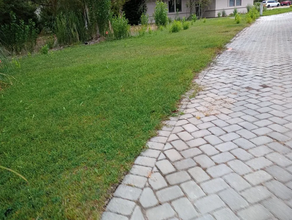 Trusted outdoor landscaping experts serving Hollister, CA - Vasquez Family Yard Garden