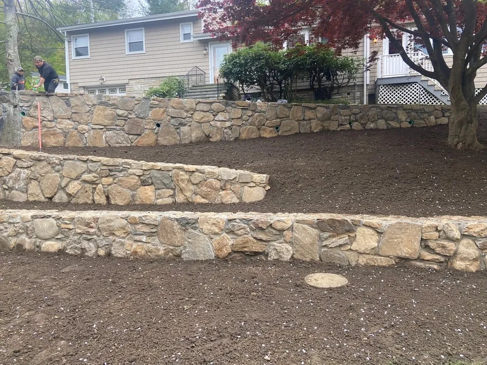 Professional outdoor landscaping in Danbury, CT - Vasquez K&K