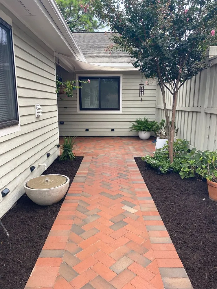 Custom landscaping services in Navassa, NC by Vasquez Landscaping & Concrete