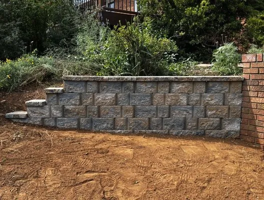 Vasquez Landscaping Logo