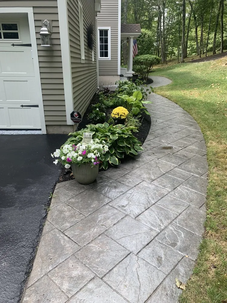 Expert lawn mowing service experts serving Westbrook, ME - Vasquez Landscaping