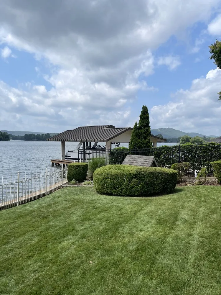 Top-rated outdoor landscaping with custom design across Hot Springs National Park, AR - Vasquez Lawn & Tree Service
