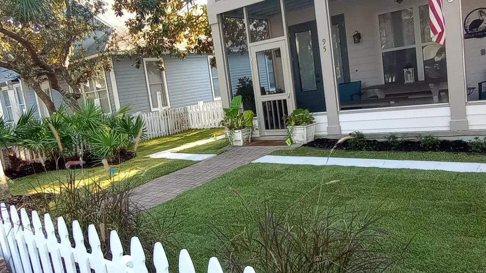 Trusted yard cleanup service experts serving Freeport, FL - Vasquez Lawn Care and Maintenance