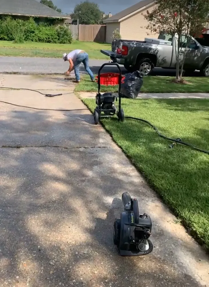 Reliable garden landscaping for outdoor upgrades in Gonzales, LA by Vasquez lawn care