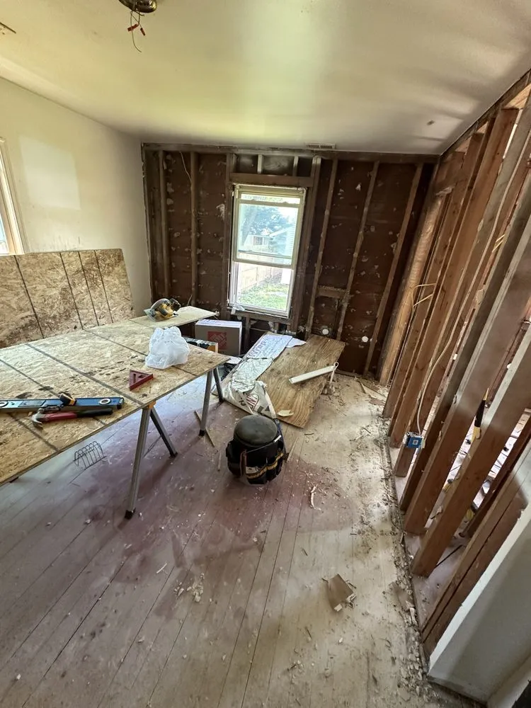 Affordable lawn mowing service experts serving Chesapeake, VA - Vaughan Handyman Services