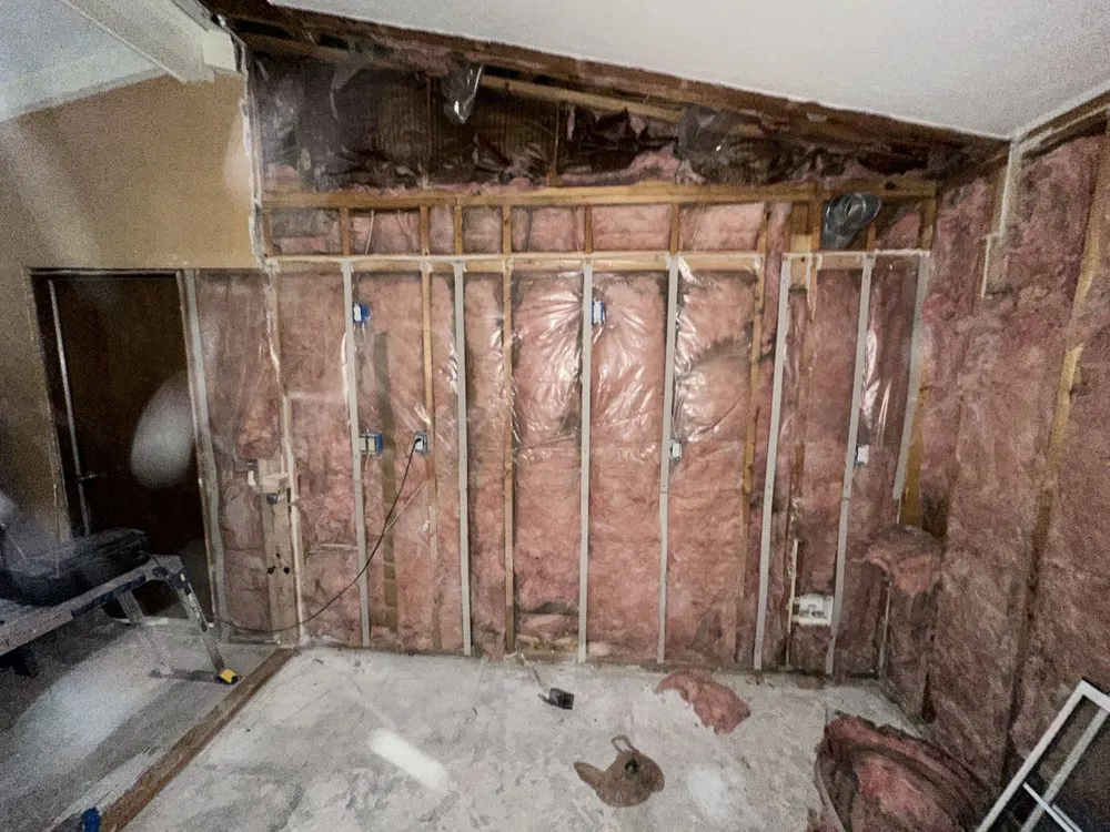 Top-rated yard cleanup service experts serving Chesapeake, VA - Vaughan Handyman Services