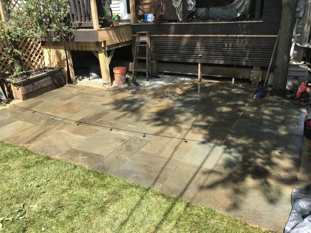 Custom outdoor landscaping for homes in Chicago, IL by Vaughn's Brick Paving