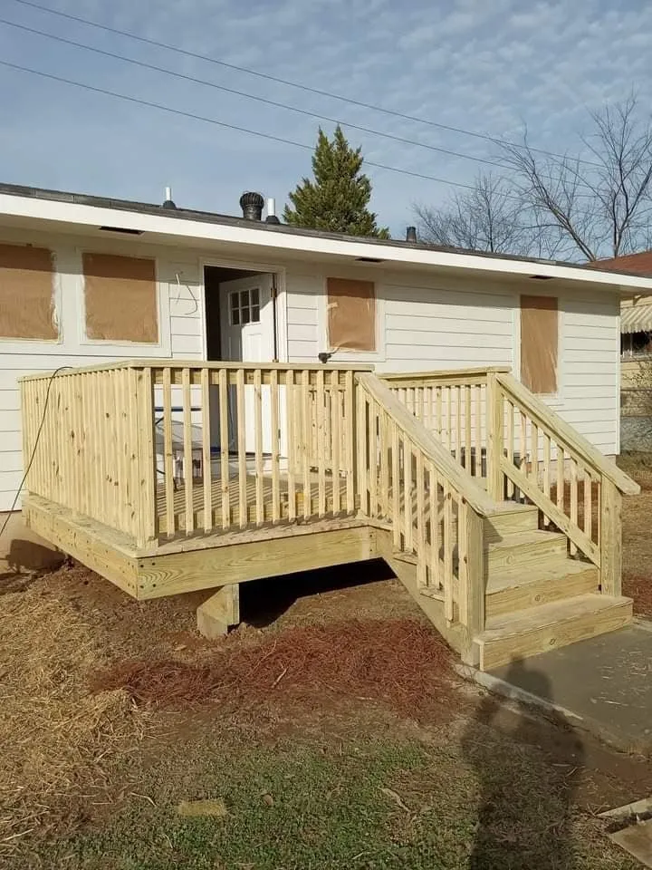 Expert yard cleanup service in Gaylesville, AL by Vaughn's Outdoor Visions