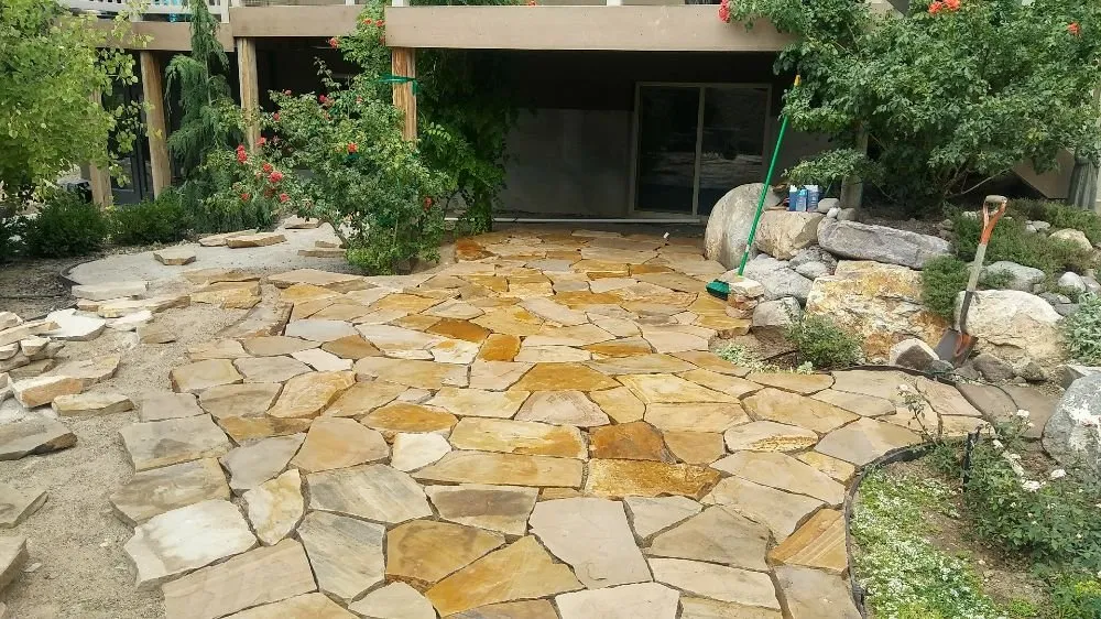 Affordable outdoor landscaping in Kearns, UT - Vazquez & Flores Lawn Care Services
