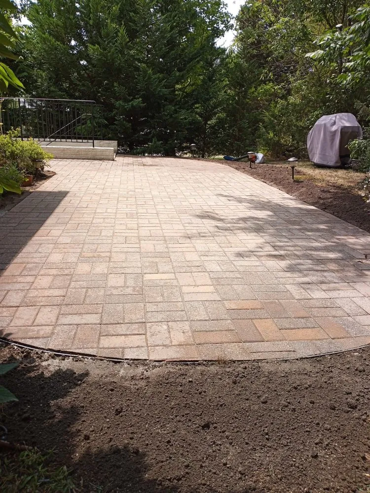 Affordable landscape design experts serving Charlottesville, VA - Vazquez Landscaping & Tree Services