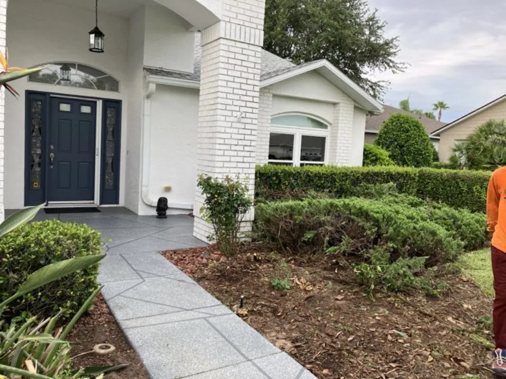 Reliable garden landscaping with custom design in New Port Richey, FL by Vazquez Landscaping Care