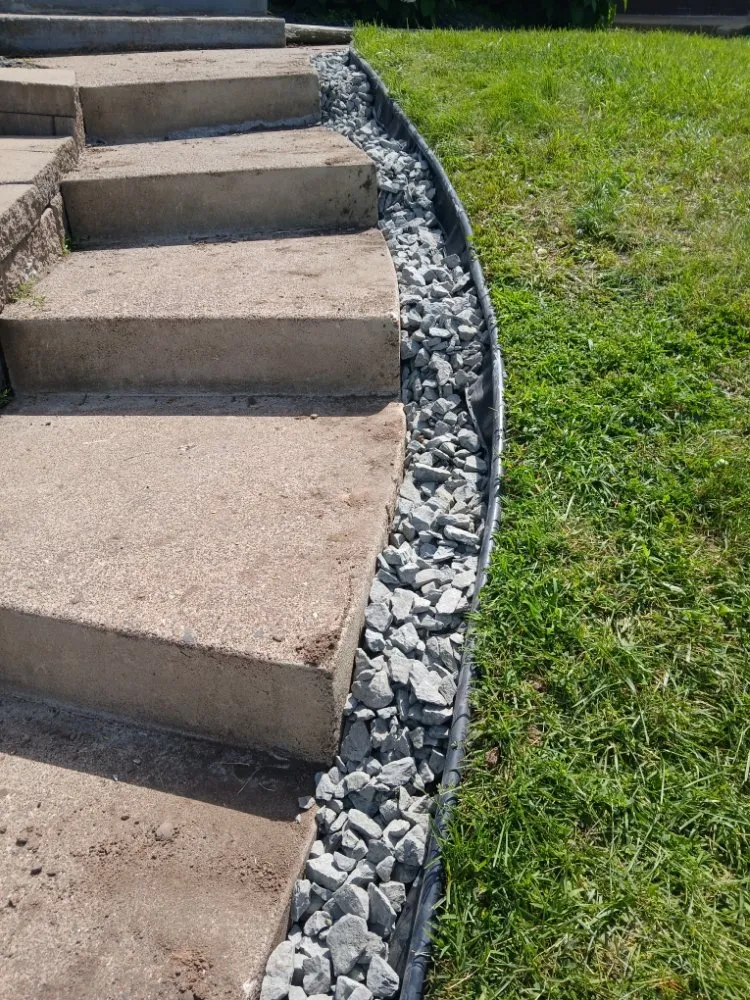 Trusted outdoor landscaping experts serving Saint Paul, MN - Vazquez Landscaping Service