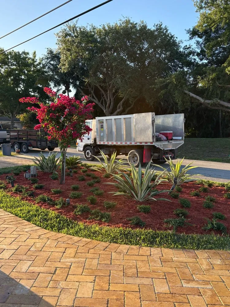Top-rated landscaping services in Doral, FL - Vazquez Landscaping Services