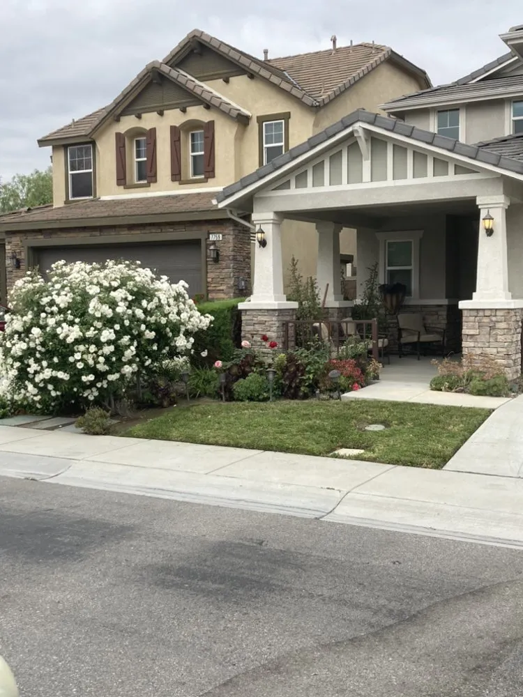 Local lawn mowing service in Norco, CA by Vazquez Landscaping Services