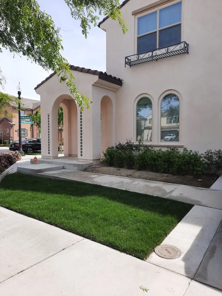 Affordable landscape design with custom design in Norco, CA by Vazquez Landscaping Services