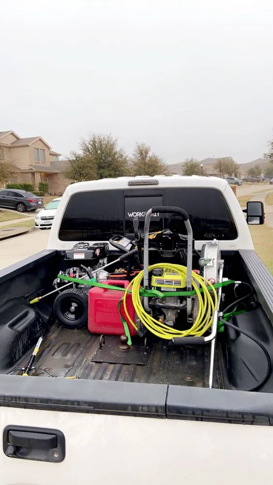 Affordable yard cleanup service in Killeen, TX by VB Elite Power Washing