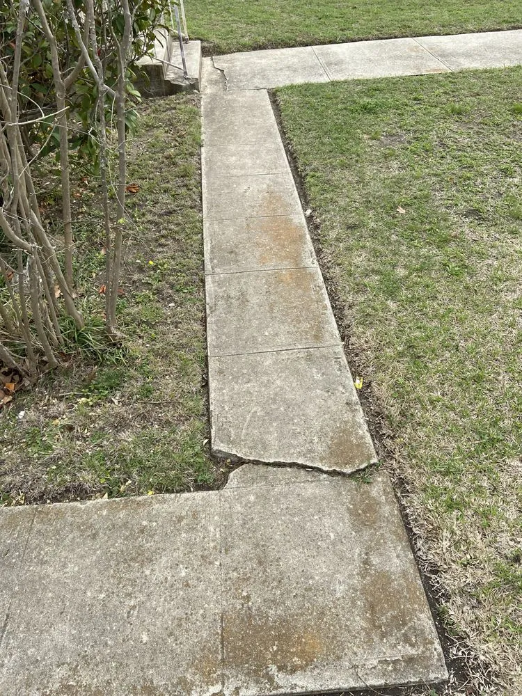 Local residential landscaping in Killeen, TX by VB Elite Power Washing