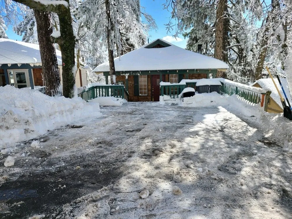 Custom yard maintenance for homes across Twin Peaks, CA - VB Landscaping