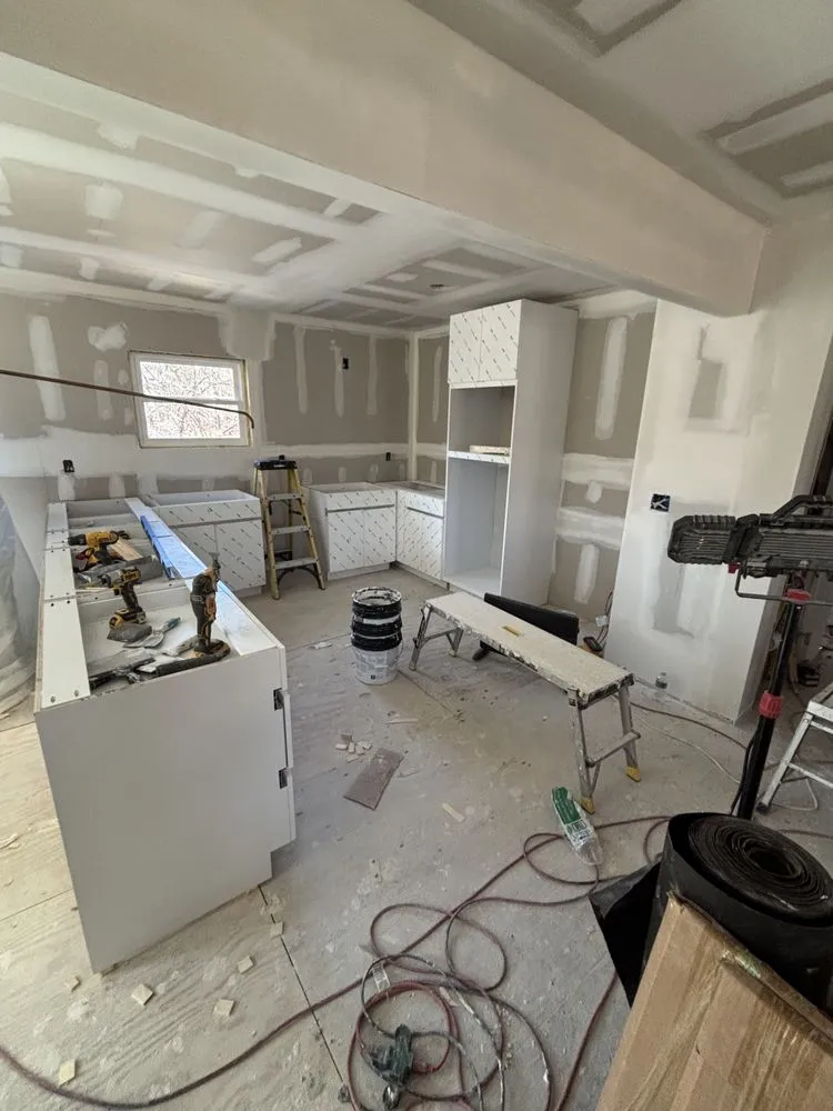 Reliable yard cleanup service in Shirley, NY by VC Landscaping