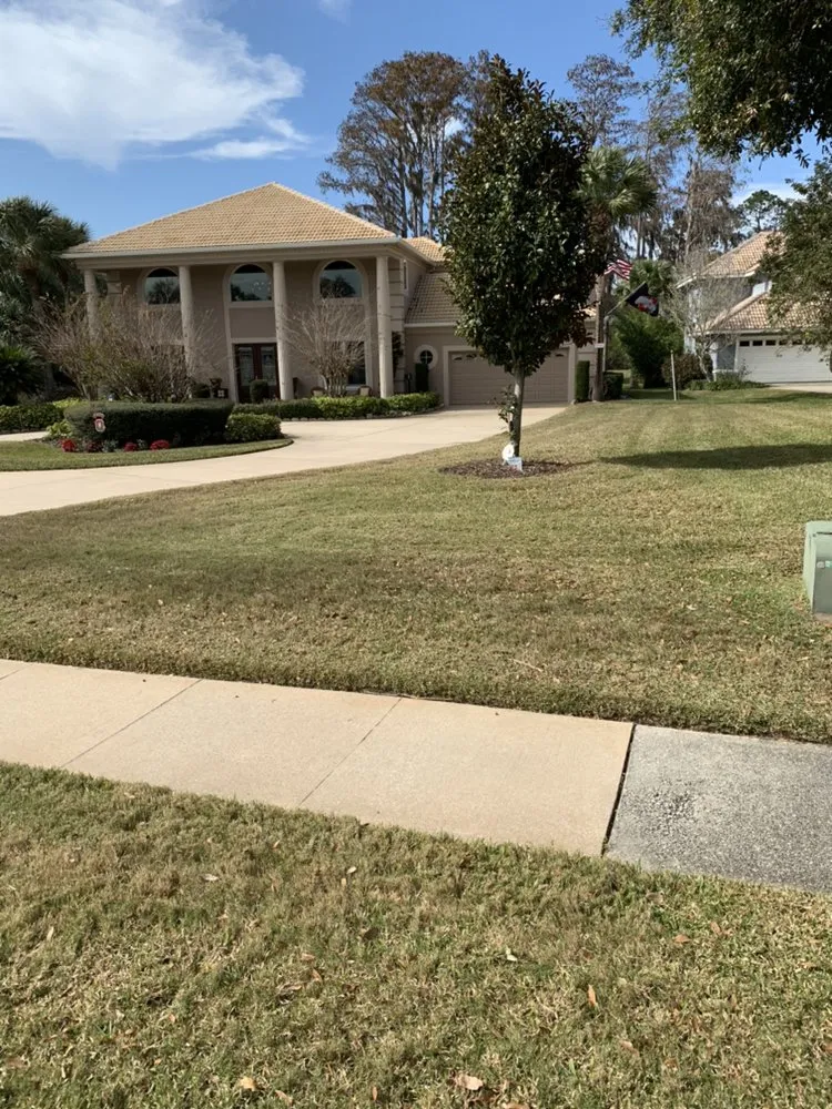 Affordable garden landscaping for residential properties in Ocoee, FL by Vc Lawn Care