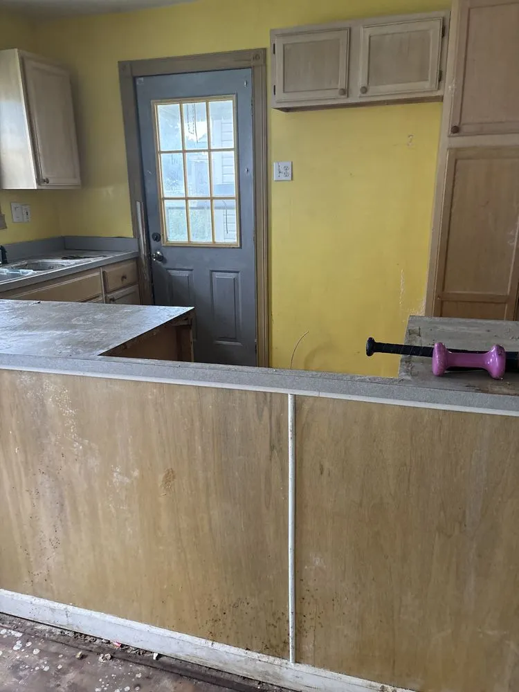 Affordable yard maintenance in Greenfield, IN - V&D Real Estate Junk Removal