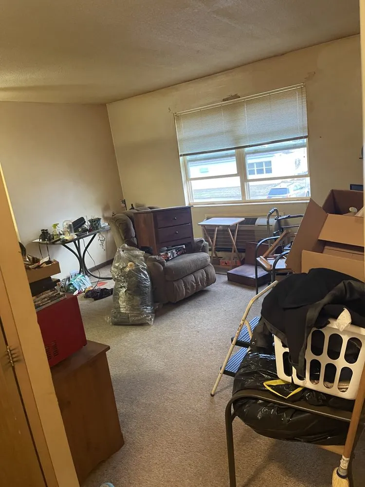 Affordable landscaping services experts serving Greenfield, IN - V&D Real Estate Junk Removal