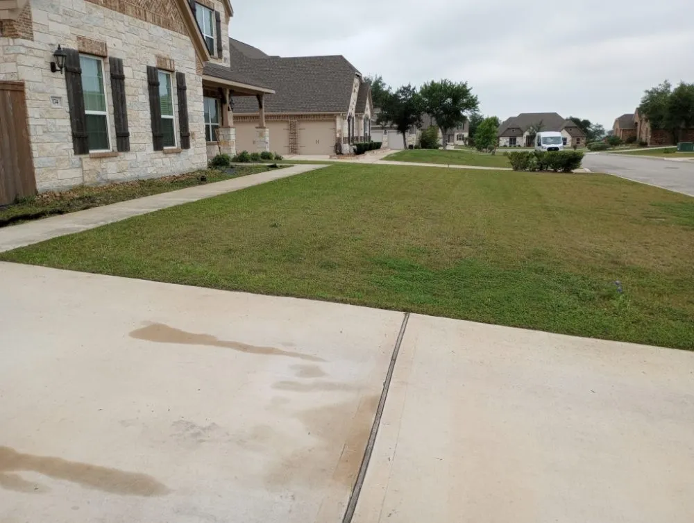 Expert yard maintenance for residential properties across San Antonio, TX - V&E Landscaping And Lawn Care