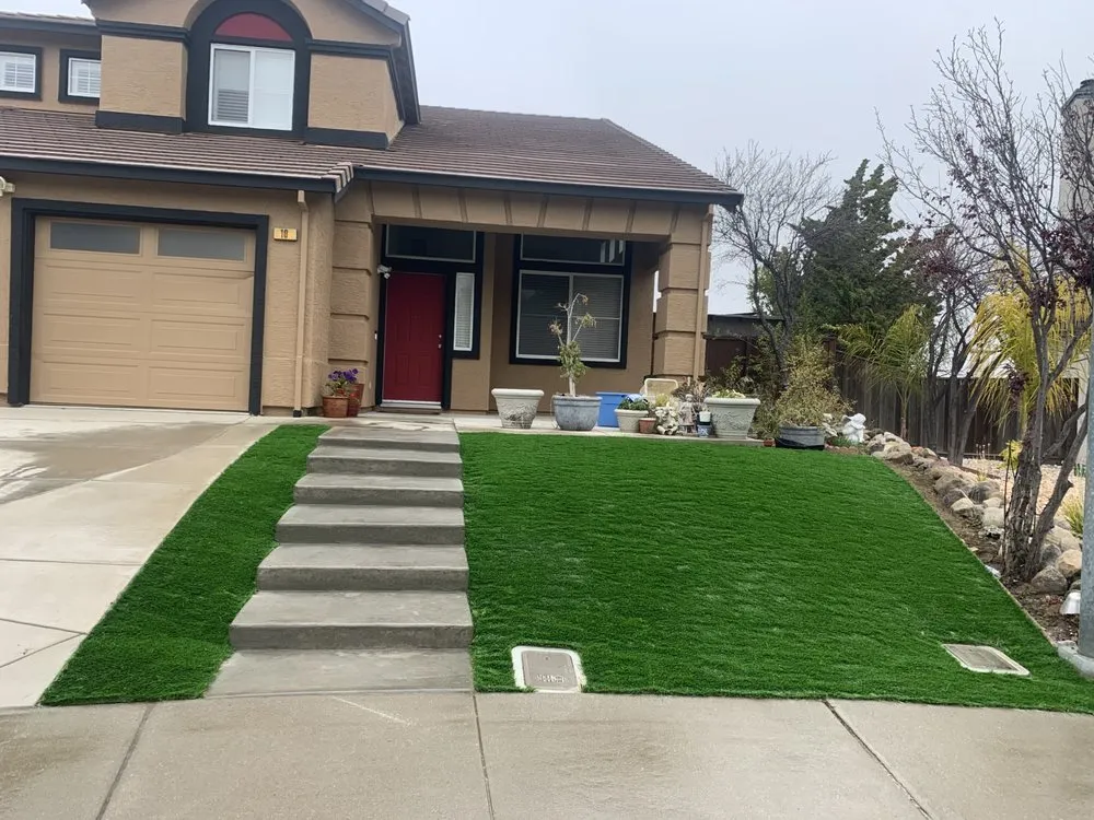 Reliable yard cleanup service for homes across Pittsburg, CA - Ve Landscaping
