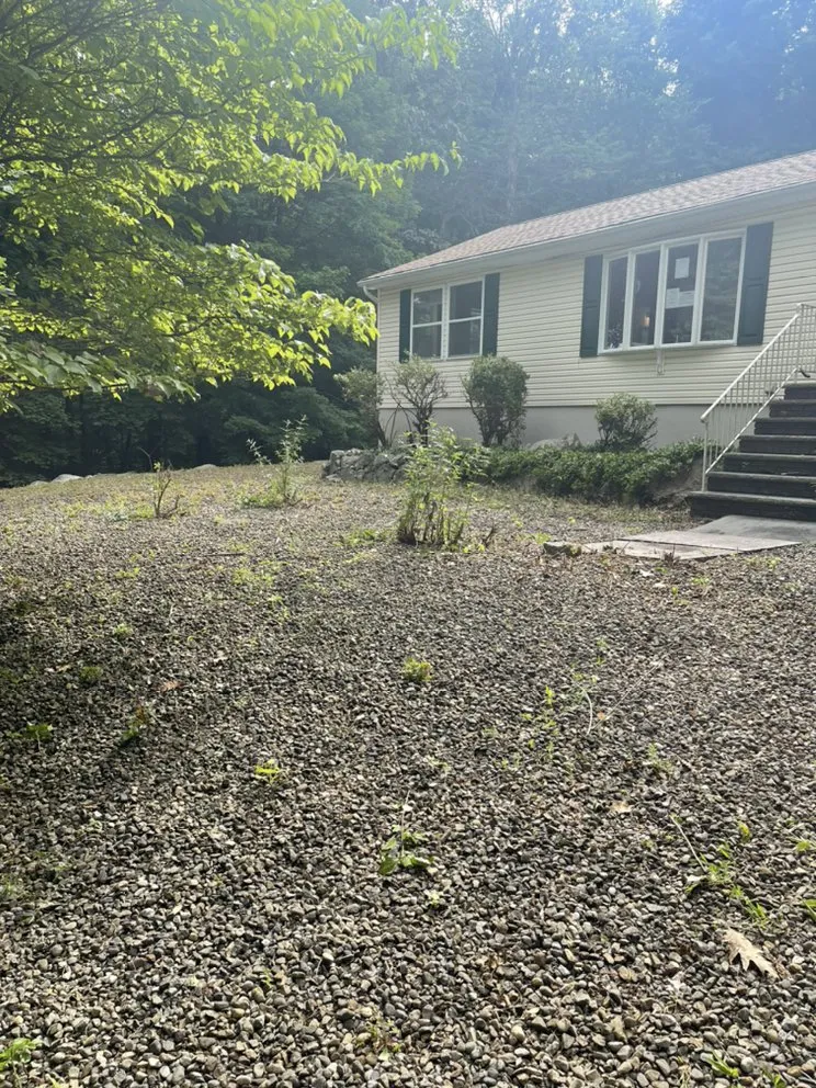 Professional lawn mowing service experts serving Sussex, NJ - Vealey Landscaping