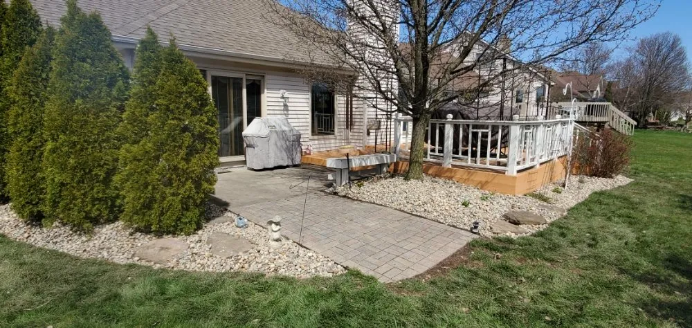 Reliable yard cleanup service in Fort Wayne, IN - Vega landscape services